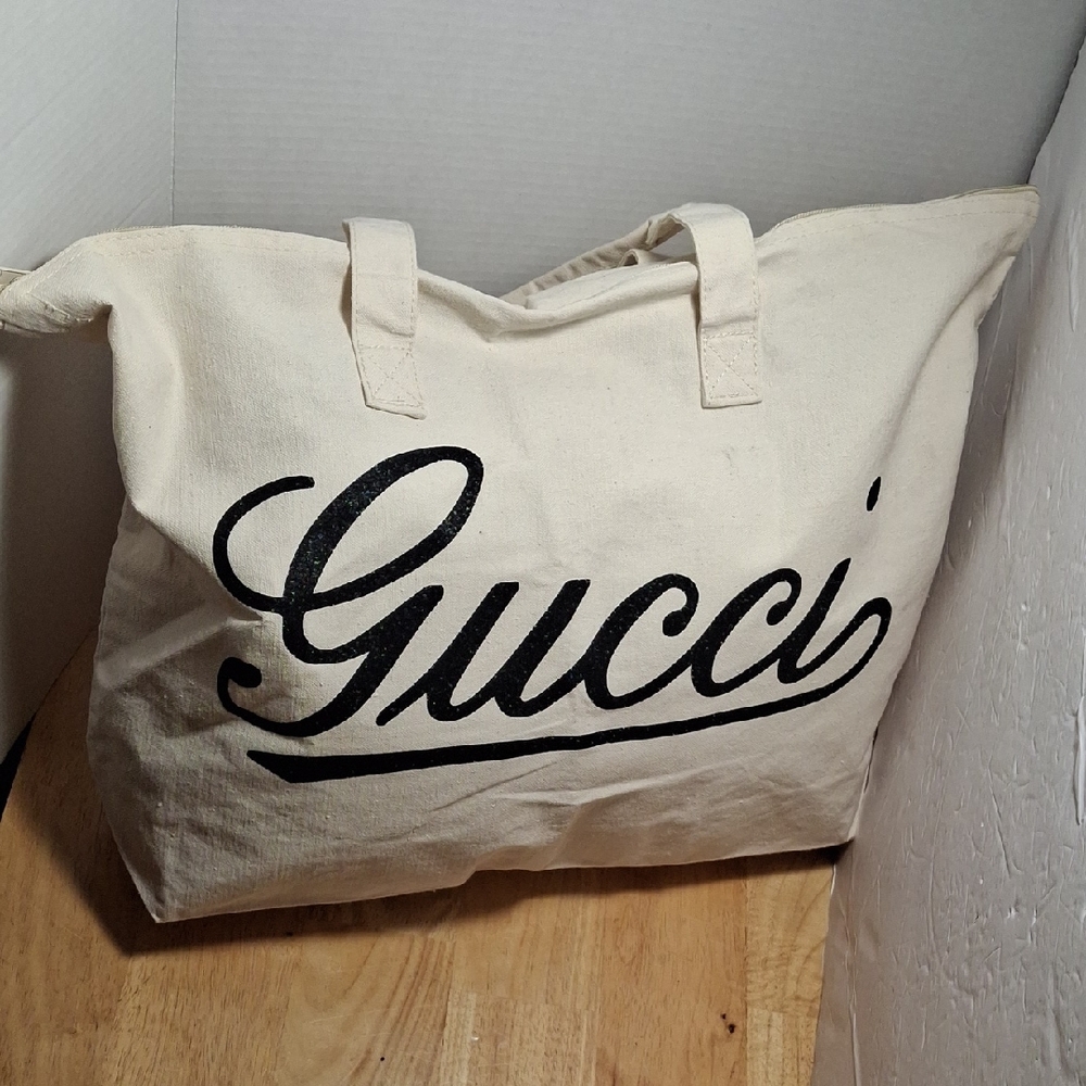 Canvas Tote Bag in Cream and Black